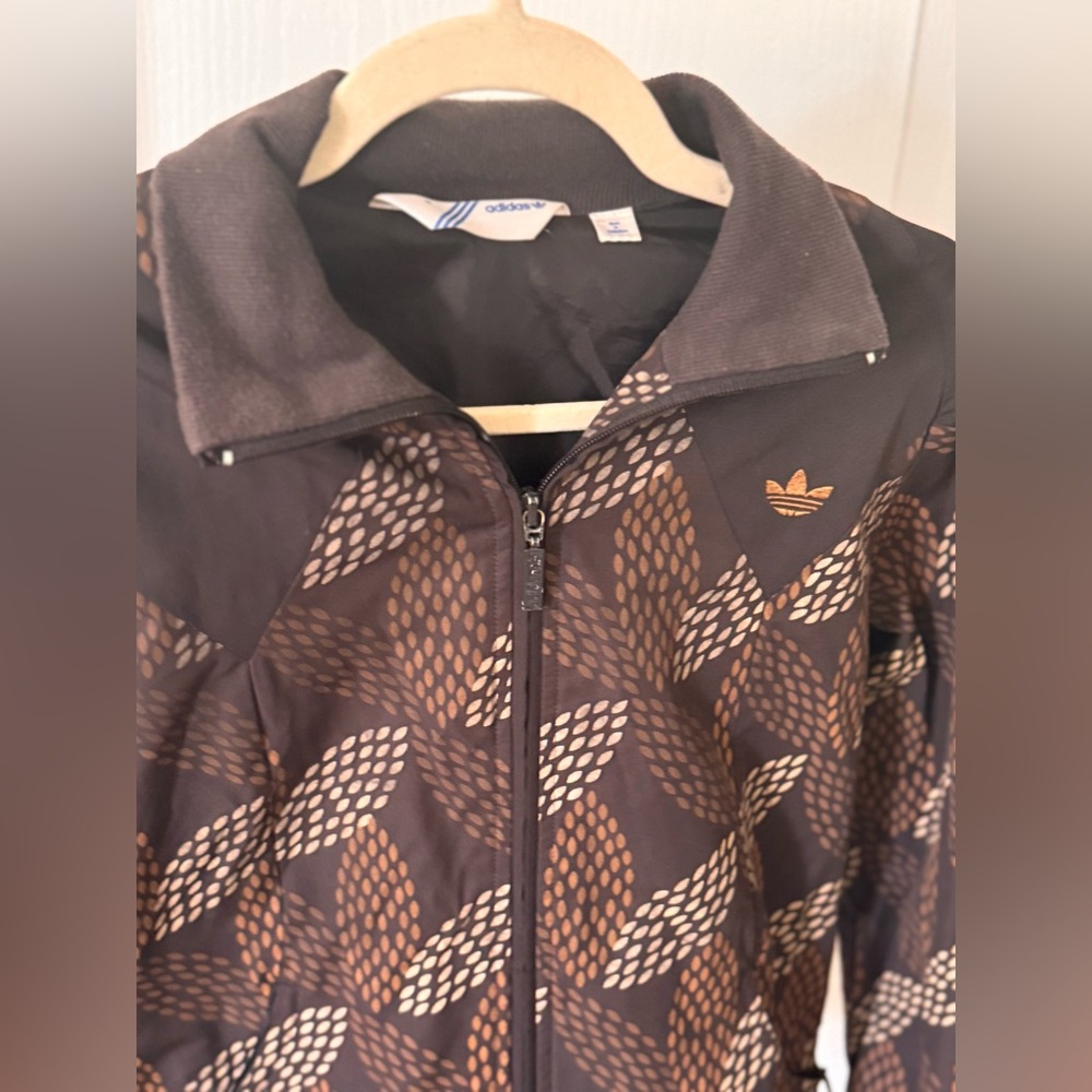 ADIDAS ORIGINALS SIZE M LIGHT JACKET - Picture 4 of 7
